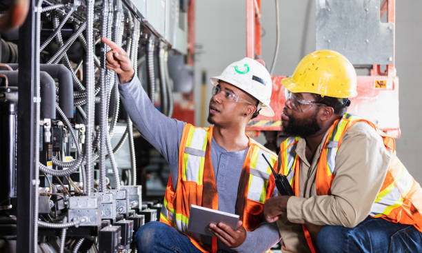 Best Electrical Installation Contractor  in West Pasco, WA